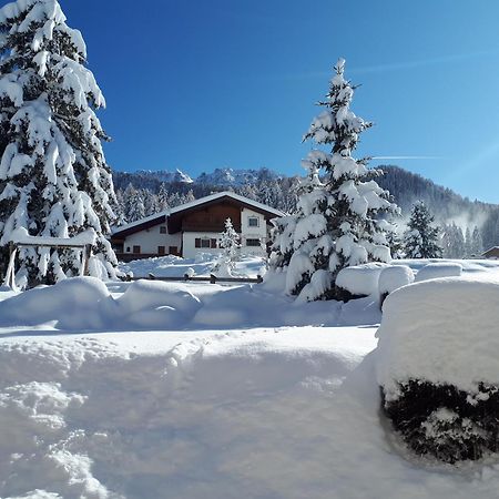 Garni Hotel Iris Selva di Val Gardena Extérieur photo