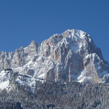 Garni Hotel Iris Selva di Val Gardena Extérieur photo