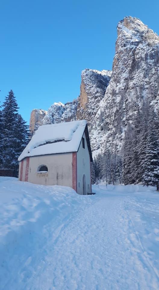 Garni Hotel Iris Selva di Val Gardena Extérieur photo