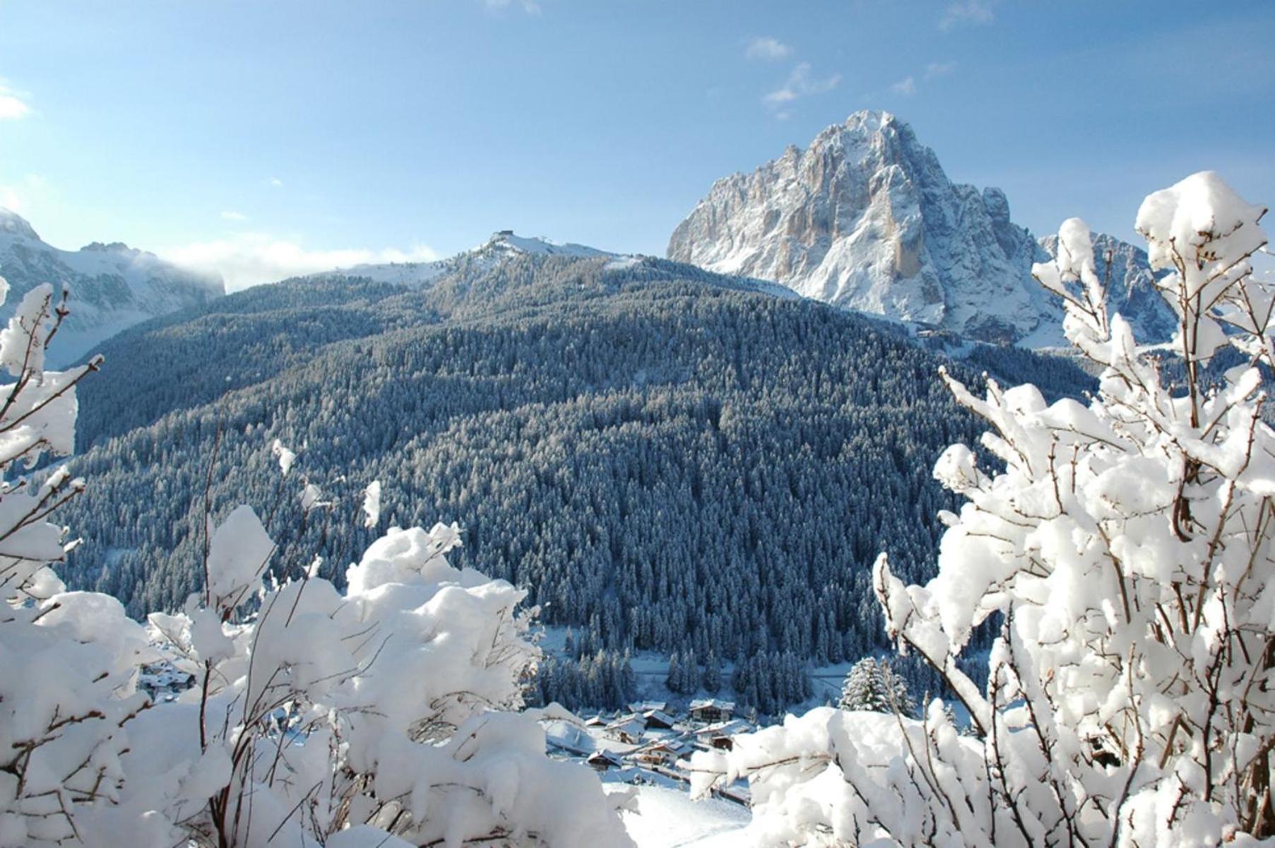 Garni Hotel Iris Selva di Val Gardena Extérieur photo